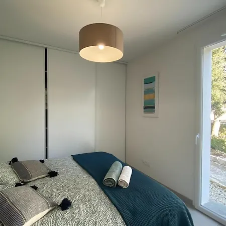 Maison En Résidence Avec Piscine à